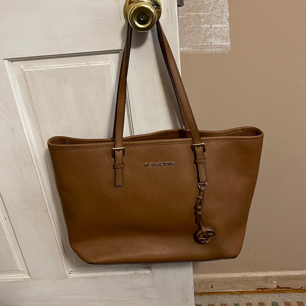 Leather purse